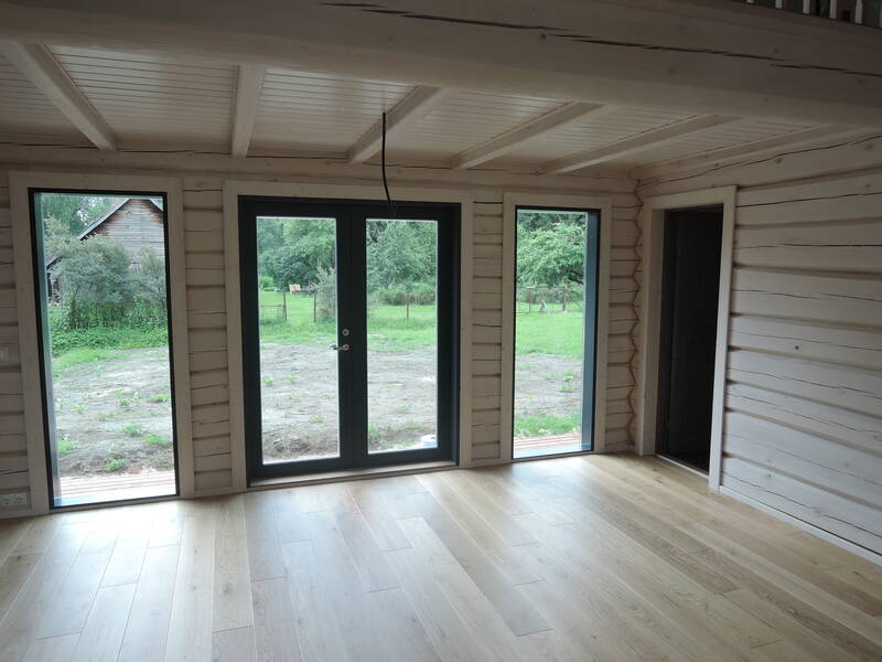 Gallery Image Alt